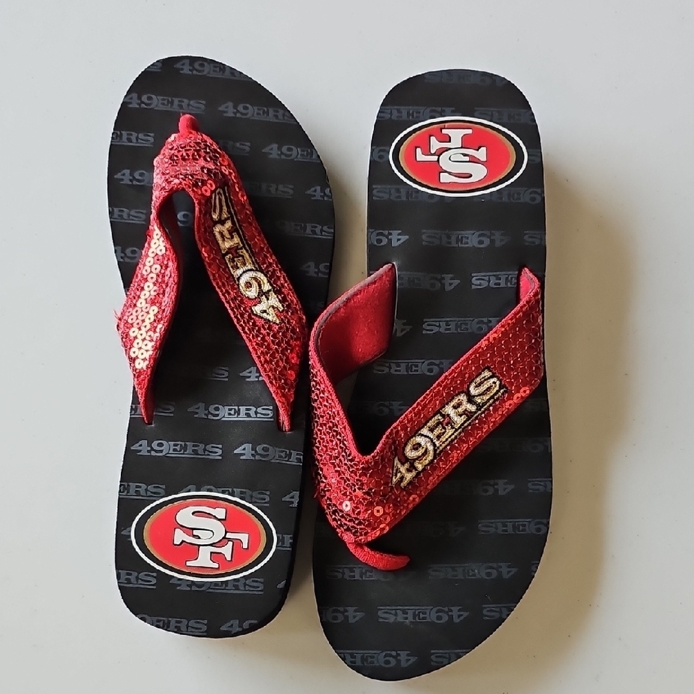 NWOT San Francisco 49ers Vibrant Red Women Sequin Flip-Flops